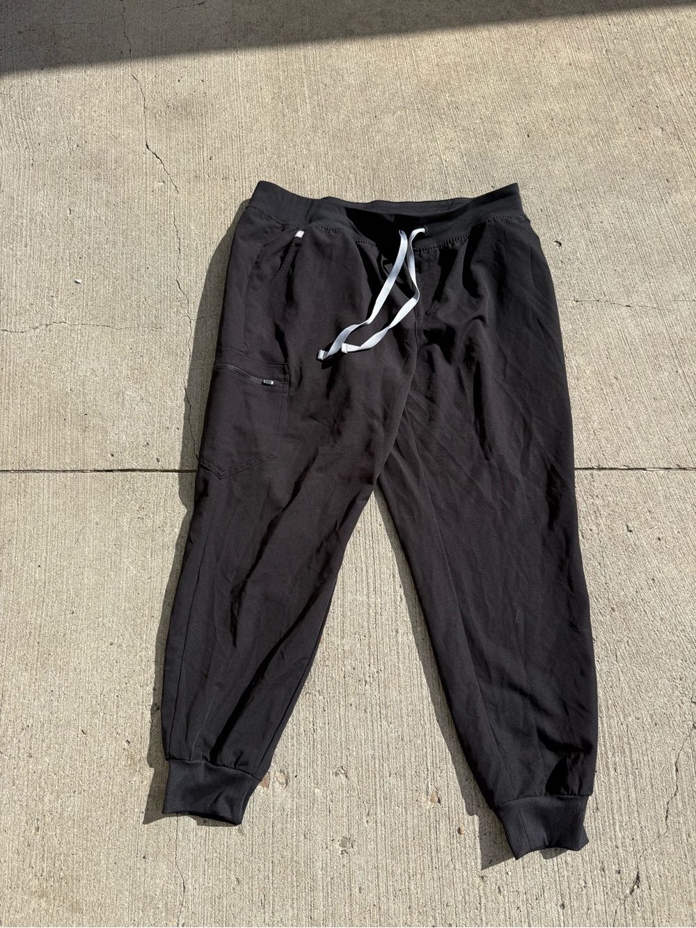 Women’s Figs Technical Scrub Pants XL Petite